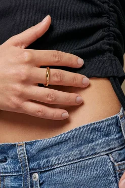 Agnete Small Ring Gold^ENAMEL COPENHAGEN Fashion