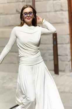 Alyssa Top Coconut Milk^VIVEH Fashion
