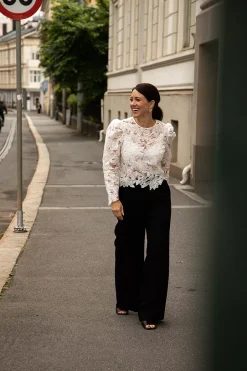 Beauty Blouse White^HIIL STUDIO Sale