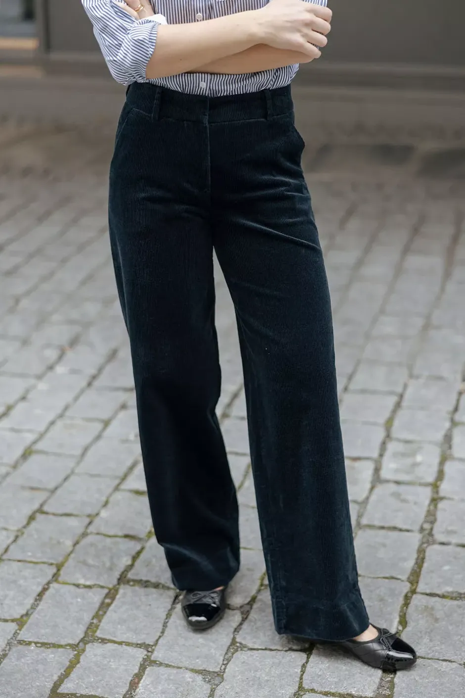 DenaFV 837 Dark Blue Corduroy^FIVE UNITS New