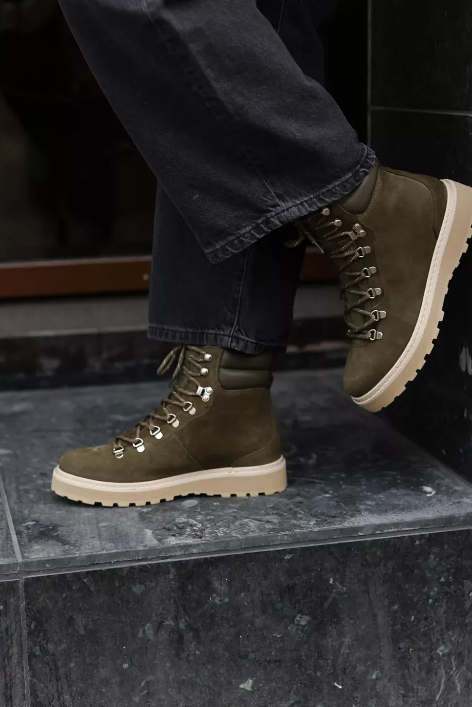 Hiking Suede Forest^MONO New