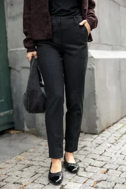 JuliaFV 042 Black Check^FIVE UNITS Sale