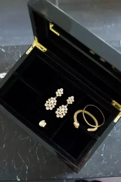 Laquer Jewellery Box Black^DARK Fashion