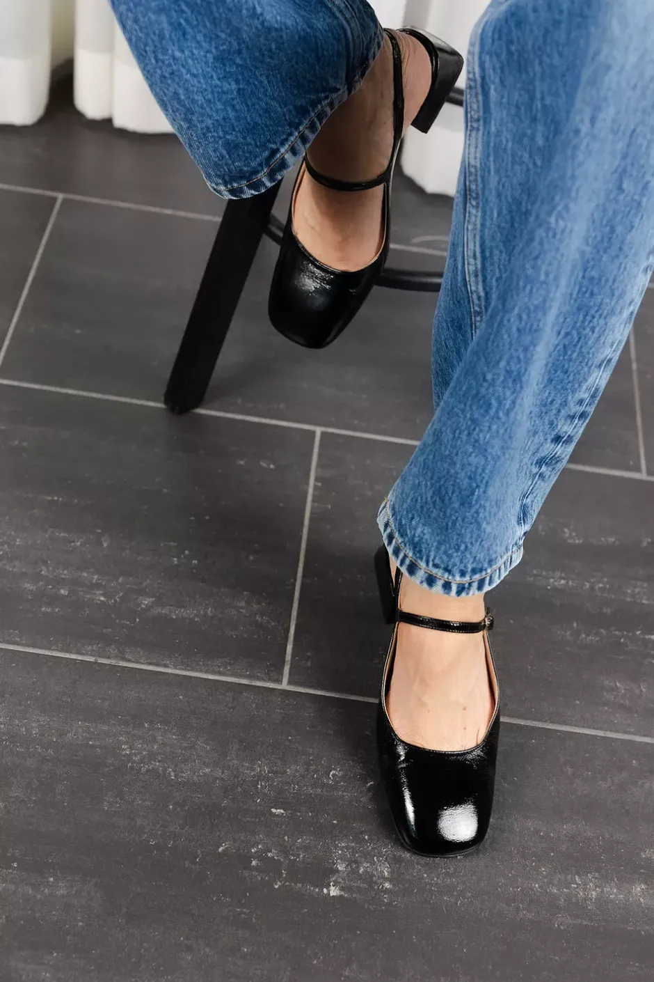 Lyon Black^BUKELA Fashion
