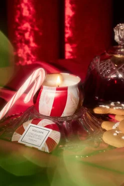 Mini Tin Candle Crushed Candy Cane 25t^VOLUSPA Hot