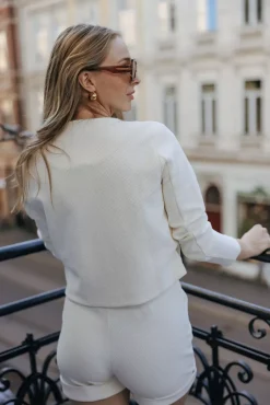 Moon Classic Short Jacket Marshmellow^LUNE ACTIVE Clearance