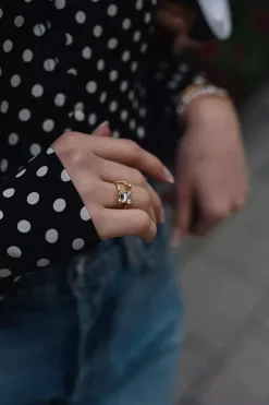 Nani Ring Gold Crystal^CAROLINE SVEDBOM Discount