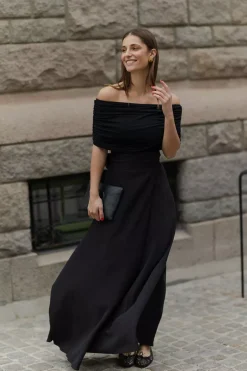 Natcia Skirt Black^VIVEH Outlet