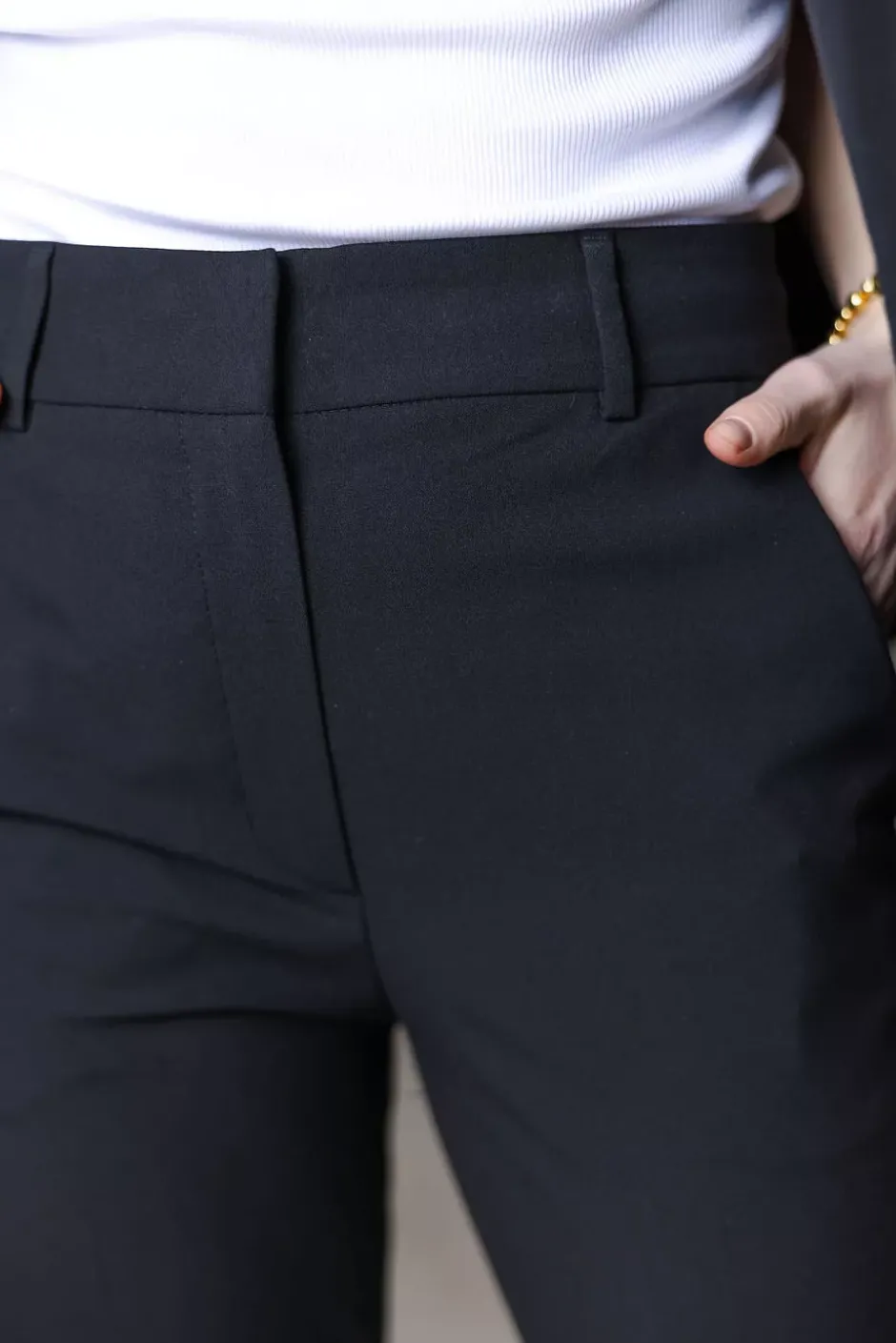 OliviaFV Long 285 Black^FIVE UNITS Hot