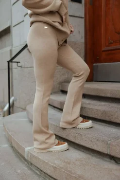 Olly Flare Pants Camel^LUNE ACTIVE New