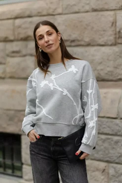 Pawi Sweatshirt Light Grey^MUNTHE New