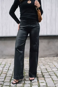 Rosa Montana Tonal Black^LOIS Hot