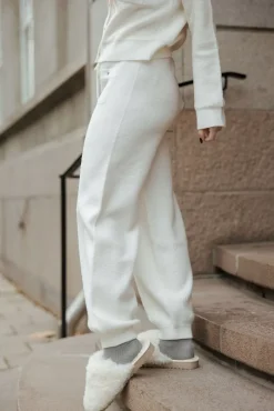 Sankt Moritz Knitted Trousers Snow White^TWISTu0026TANGO Fashion