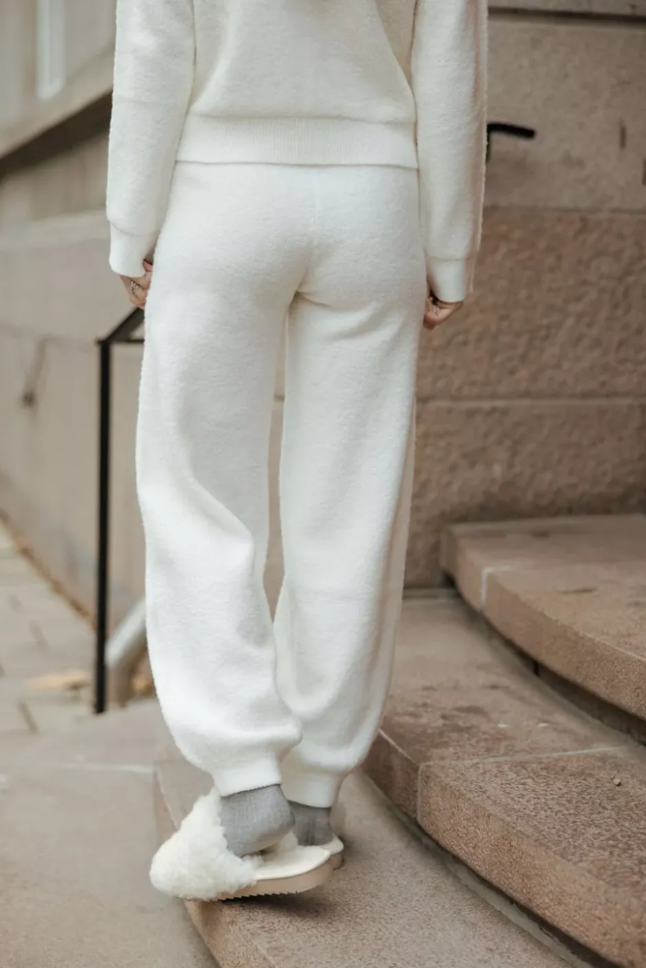 Sankt Moritz Knitted Trousers Snow White^TWISTu0026TANGO Fashion