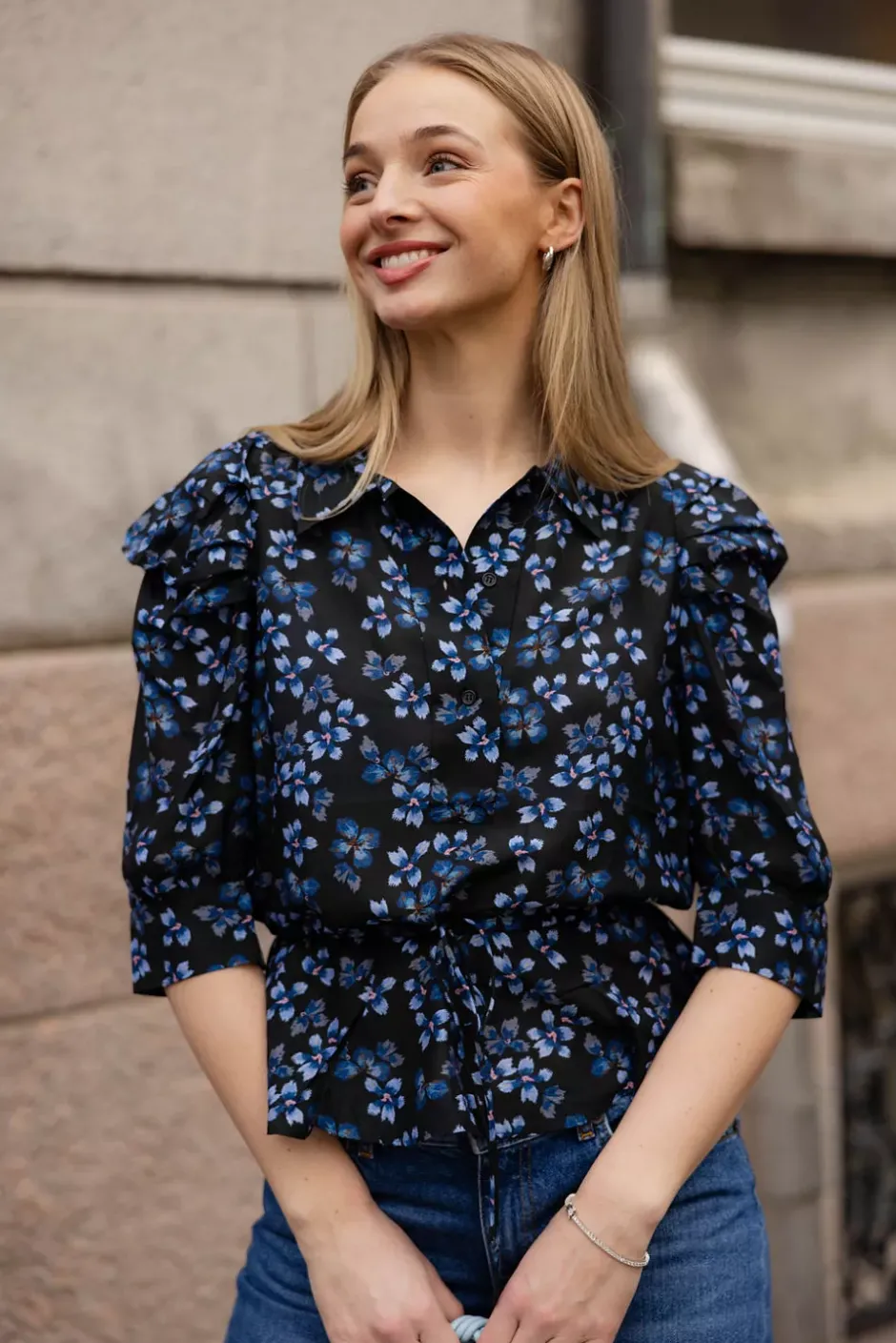 Sonia Blouse Black^MUNTHE New