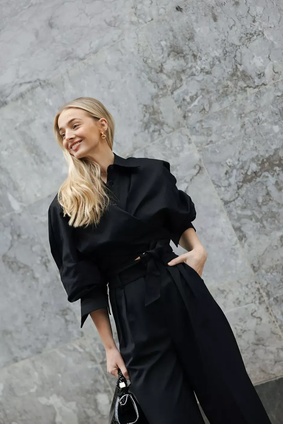 Viola Black^CARMA Online